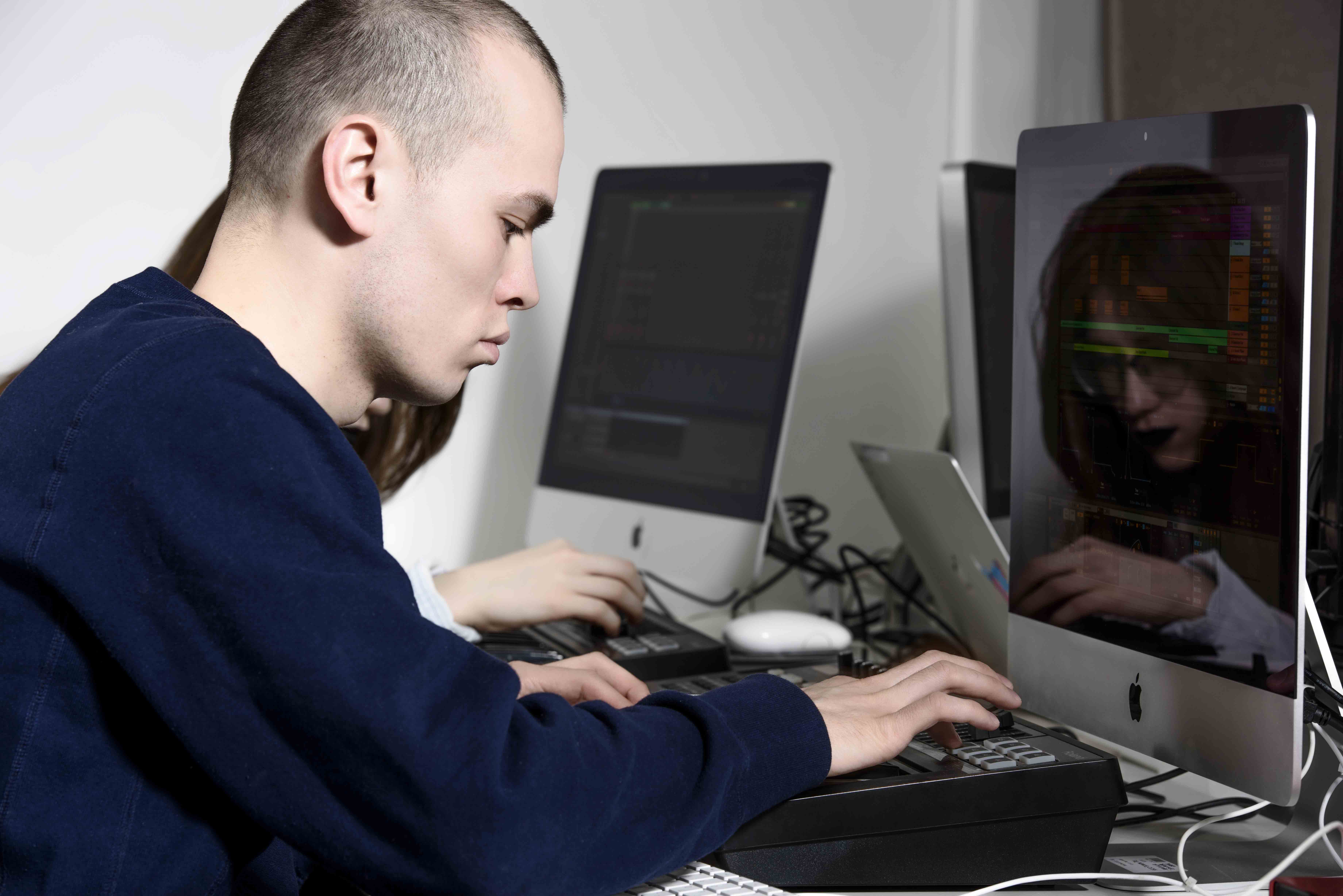 Прямой эфир на YouTube: ответы на вопросы об Ableton Live