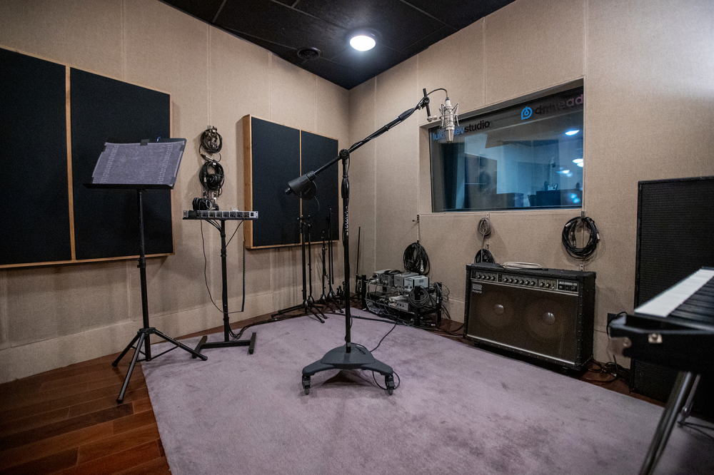 Экскурсия на Lukashev Studio: звукозаписывающая студия изнутри (2 волна)